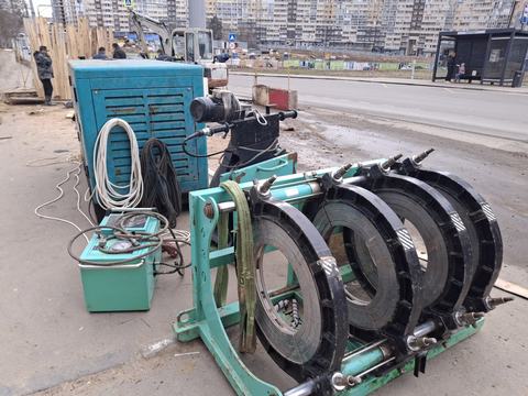 Аппарат стыковой сварки ПНД и генератор на объекте